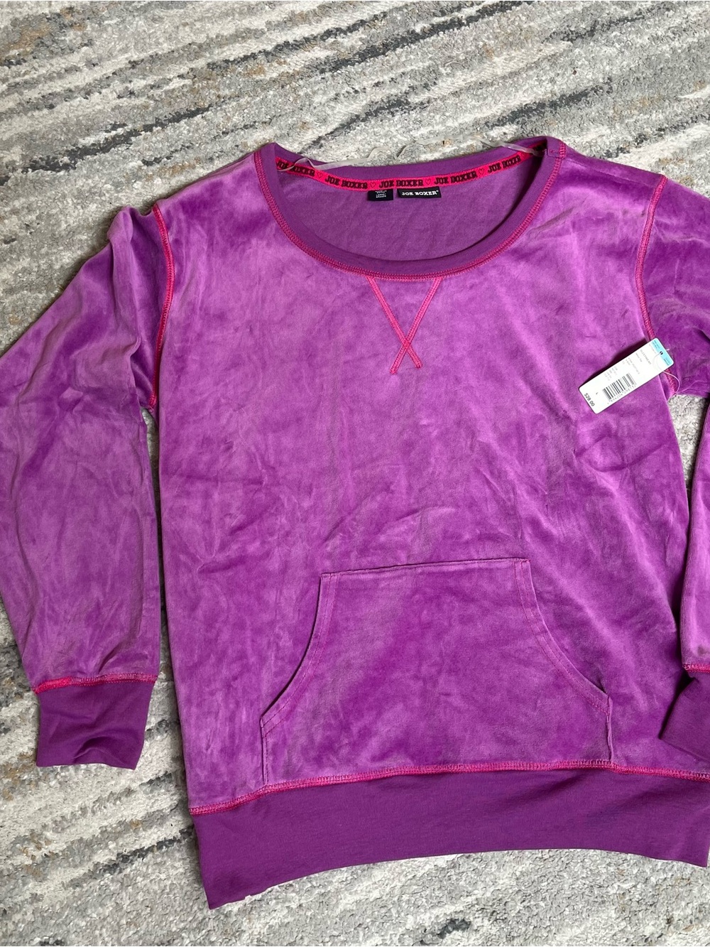 Velour sleepwear with Pink Stitching
